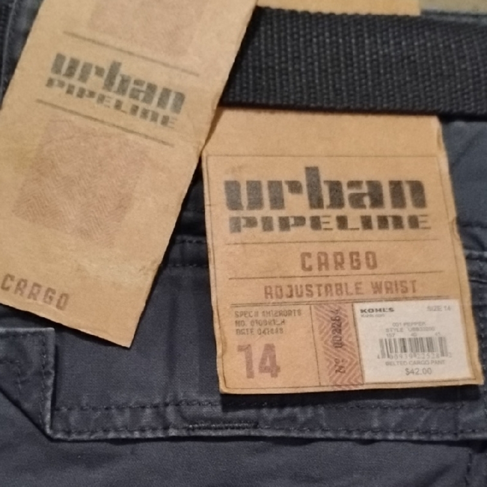 urban pipeline Cargo Pants in A Pepper Color Straight Leg